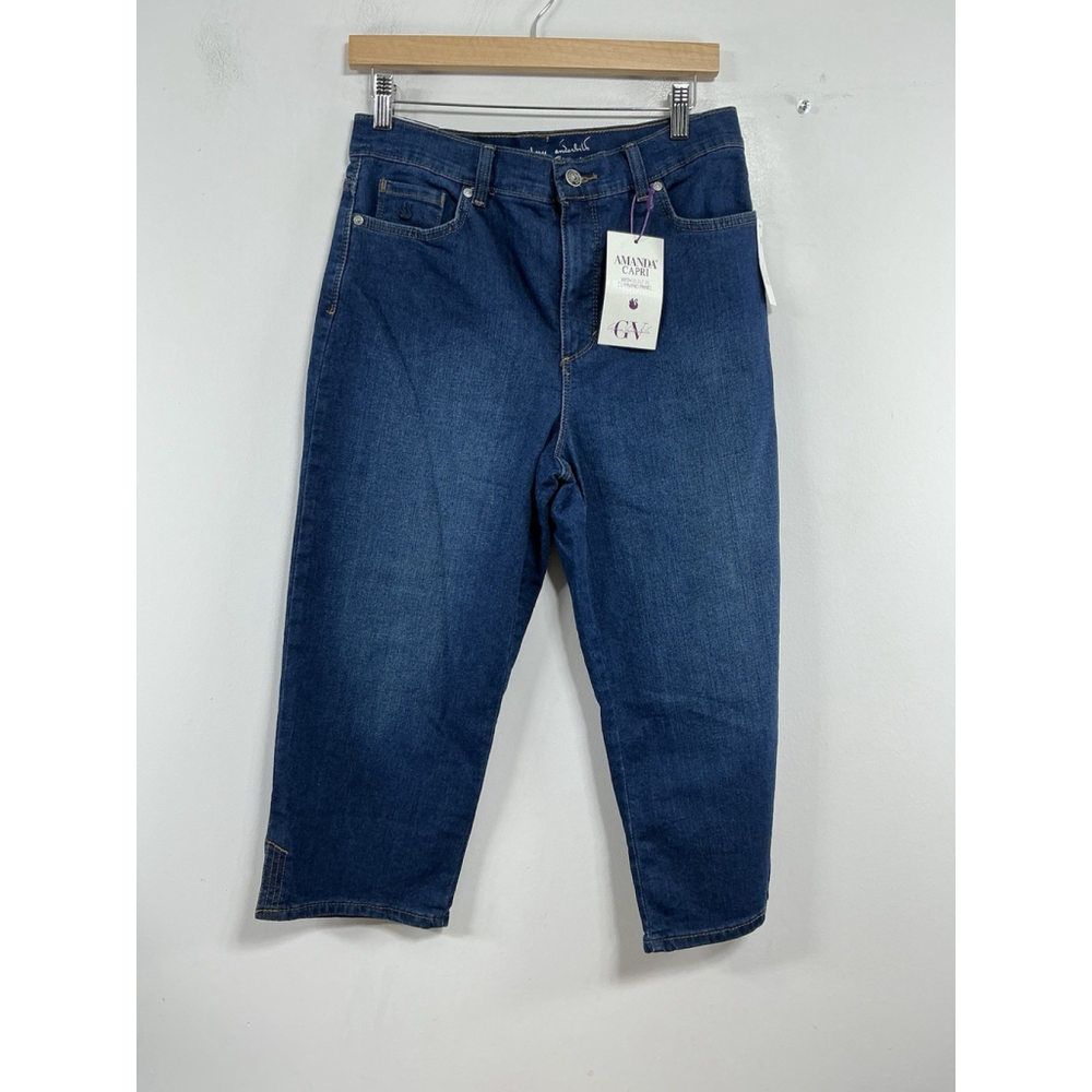 Womans NWT Gloria Vanderbilt Amanda Capri Blue Jeans Size 10 Slimming Panel
